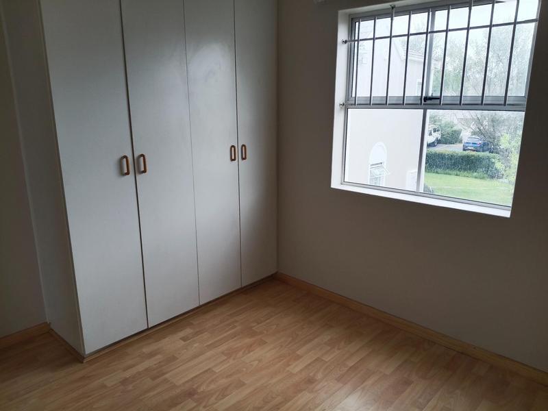 To Let 2 Bedroom Property for Rent in Pinelands Western Cape